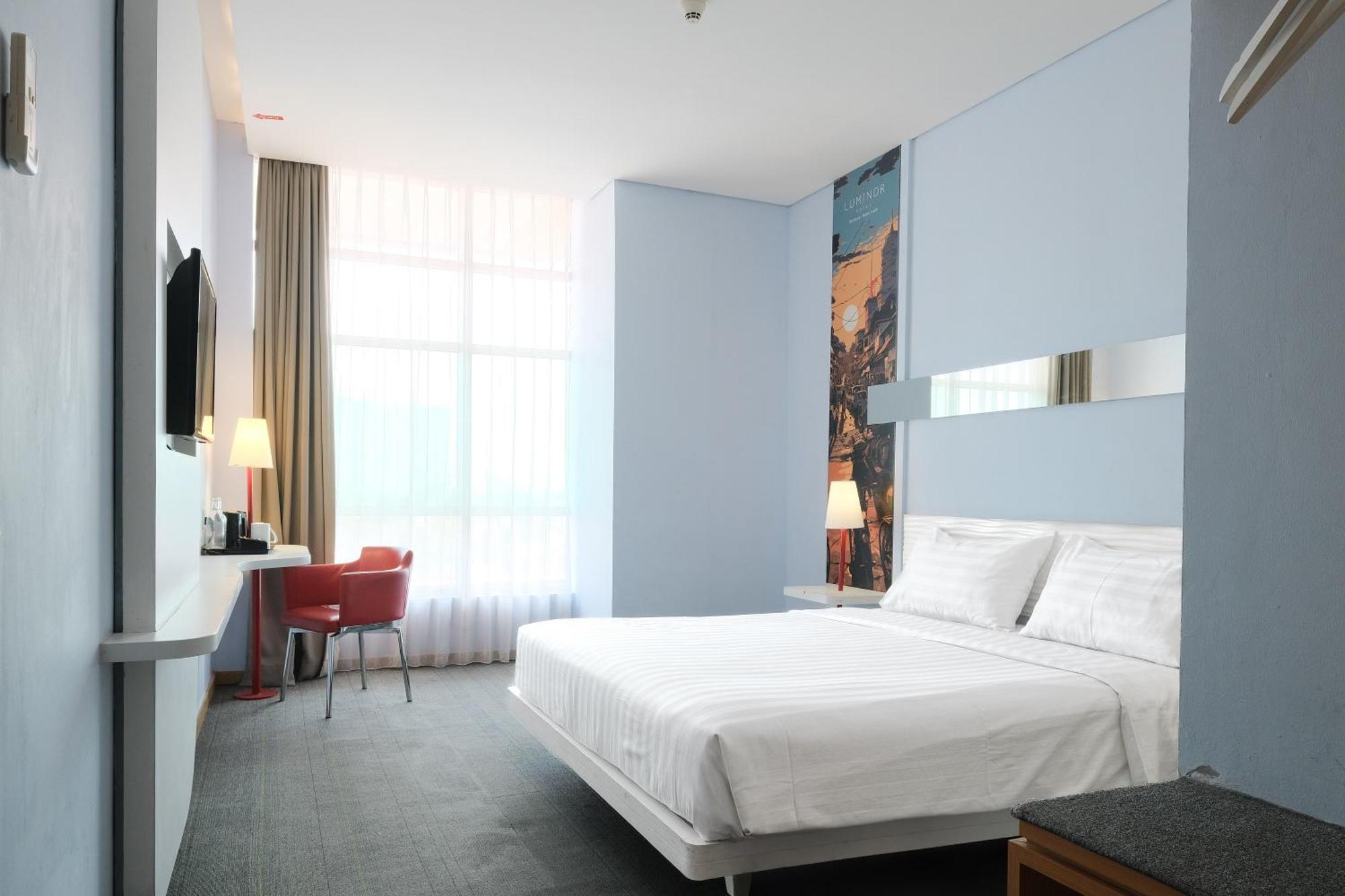 Luminor Hotel Metro Indah - Bandung By Wh Cicadas Exteriör bild